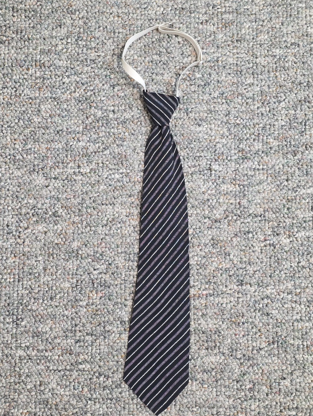 Hot Topic Unisex Novelty Pre-Knotted Tie